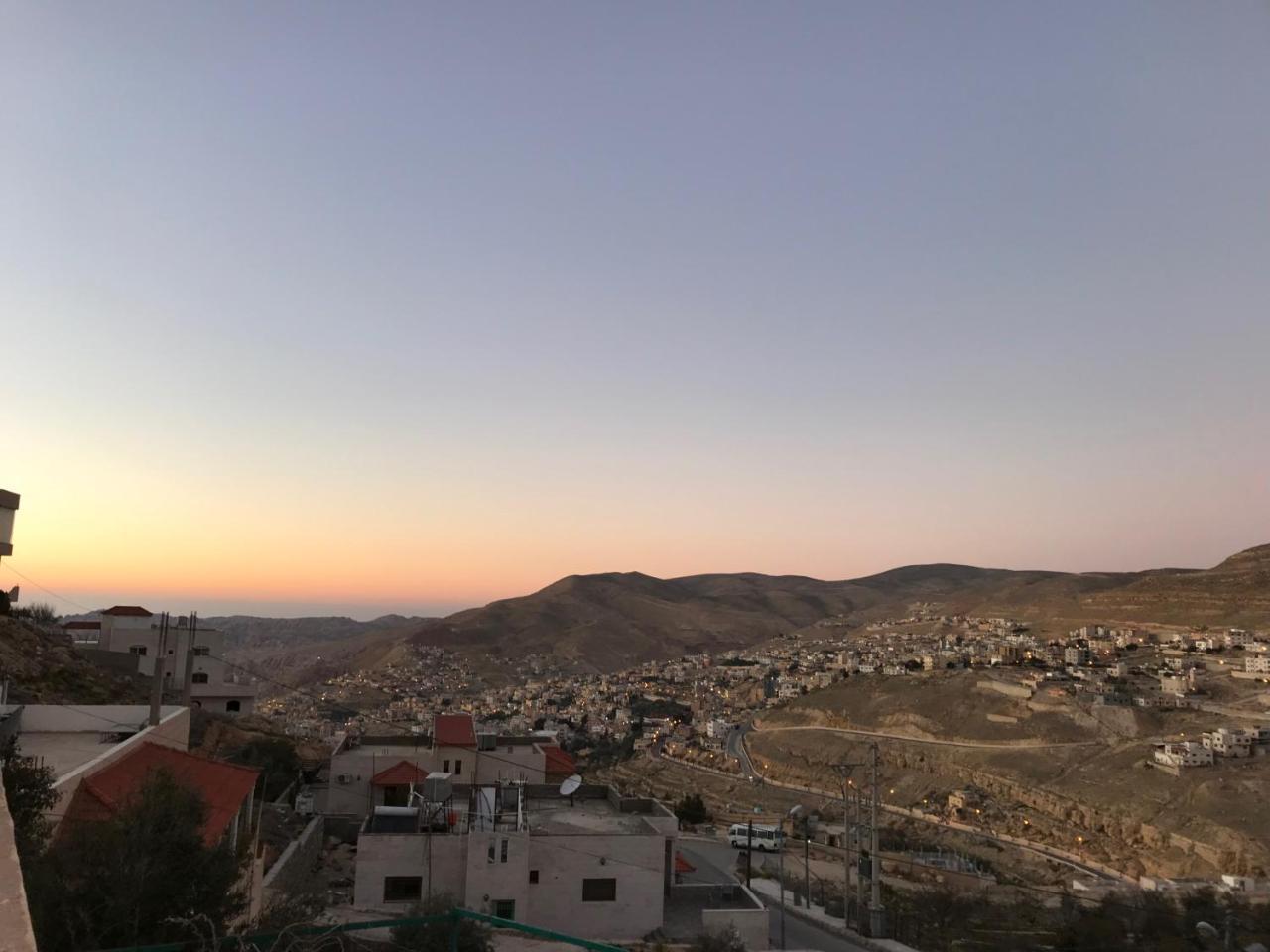 Panoramic View Hotell Wadi Musa Exteriör bild